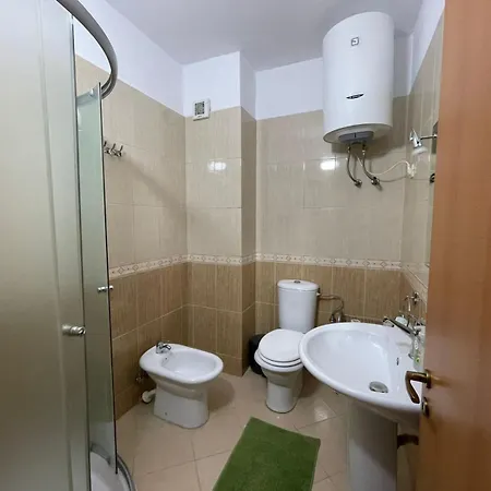 Lägenhet Vacation Apartment, Family & Friends Durrës