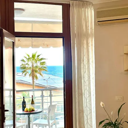 Vacation Apartment, Family & Friends * Durrës