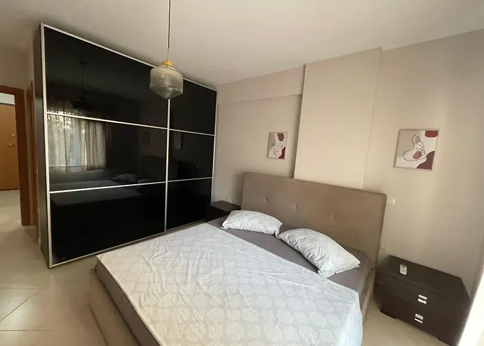 Vacation Apartment, Family & Friends