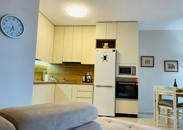 Vacation Apartment, Family & Friends Durrës